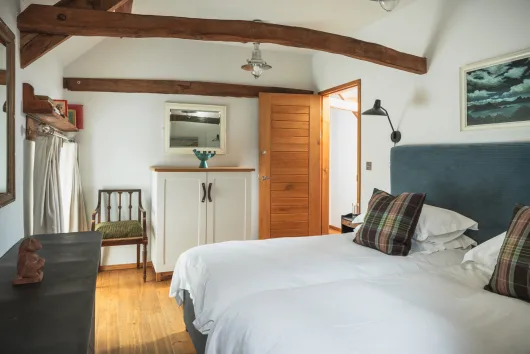 Kingfisher room detail at The Return to Self Retreat