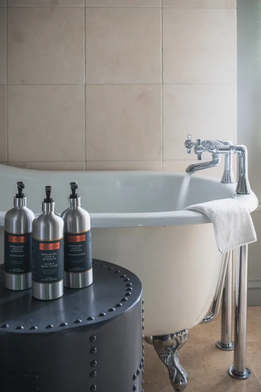 Valerian ensuite bathroom at The Return to Self Retreat